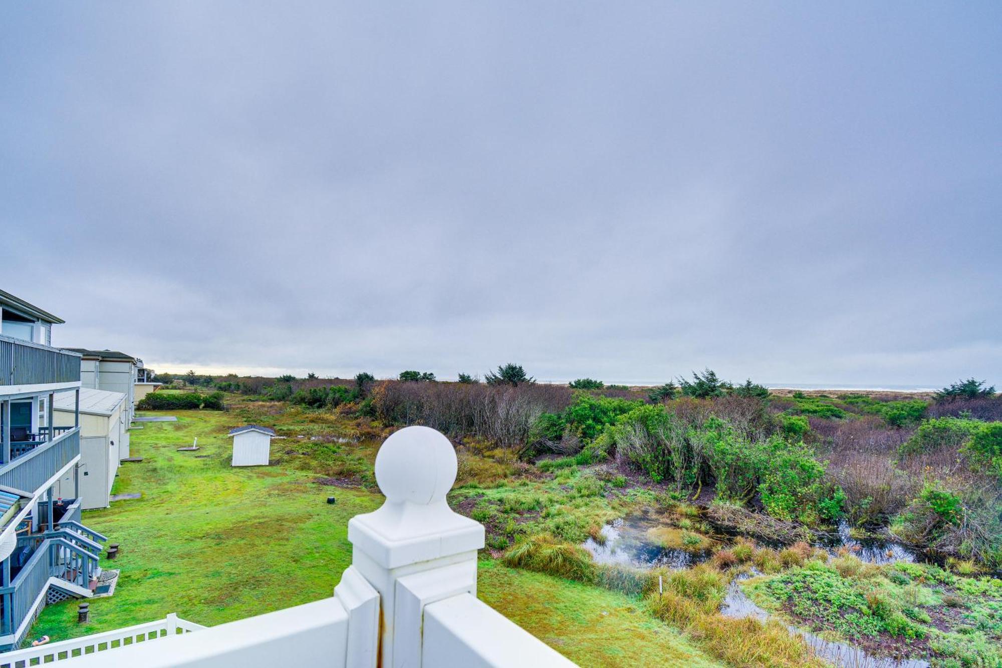 Ocean Shores Condo Rental With View - Walk To Beach! Екстер'єр фото